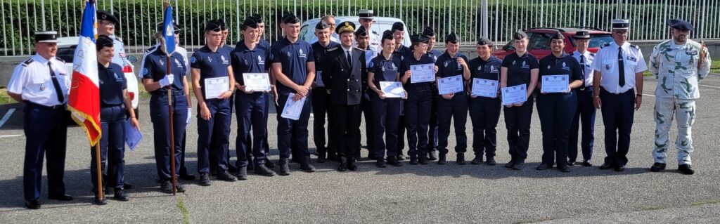 Photo 5eme Promotion Cadets 73 Remise Diplomes